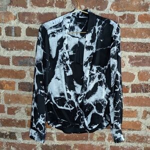 Alfani Size 8 Black & Light Gray Marble‎ Wrap Front Tunic Top w/ Roll Up Sleeves